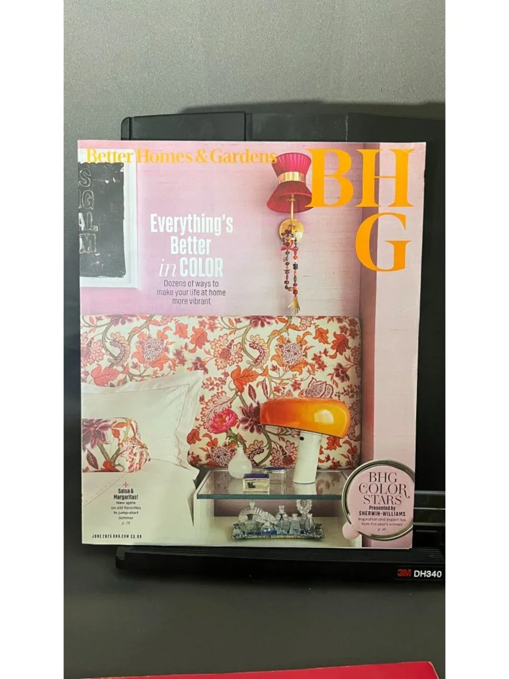 Better Homes & Gardens Magazine Pair Dec/June 2025 Holiday Color Fun